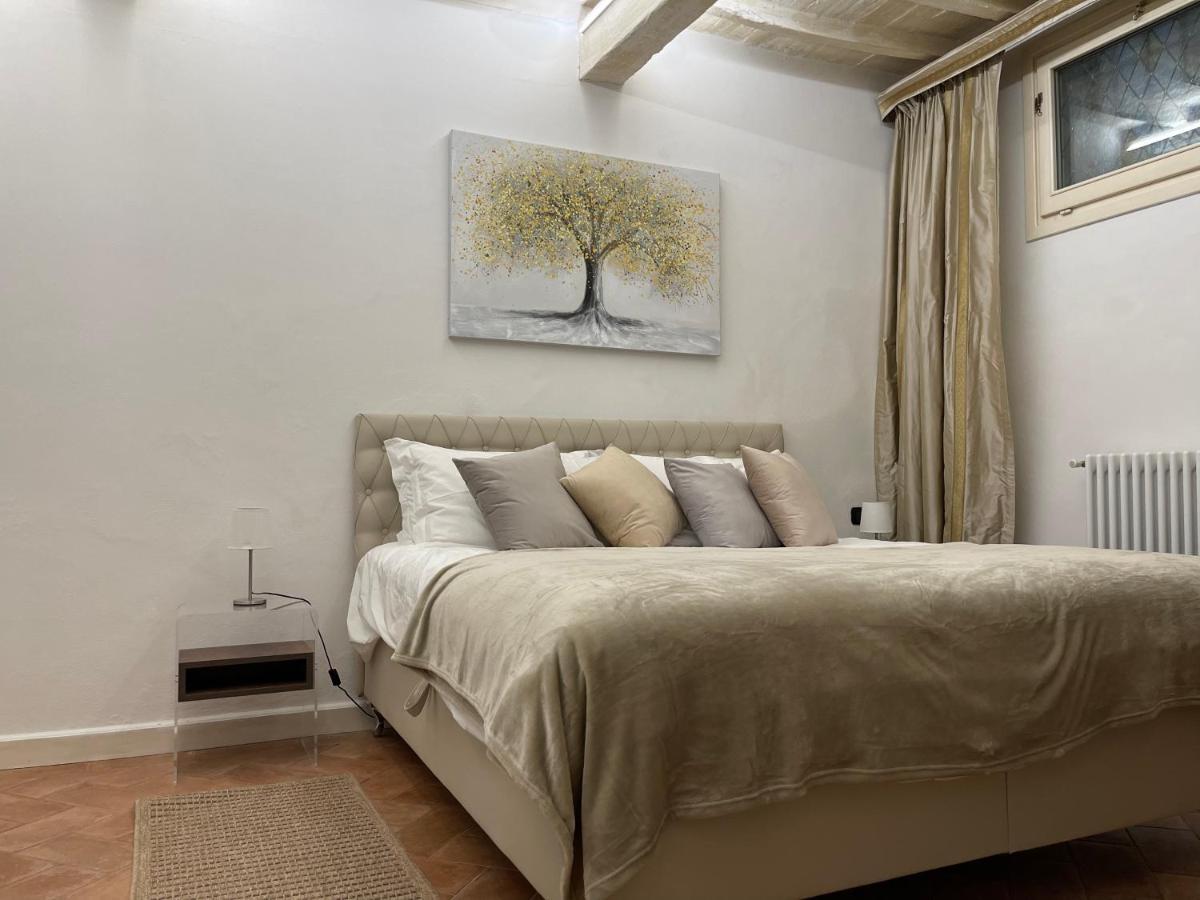 Unique And Antique Apartment Florencia Exterior foto